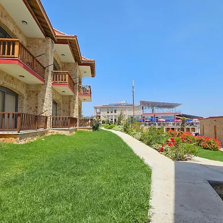 Burhan's Hotell Rizokarpaso