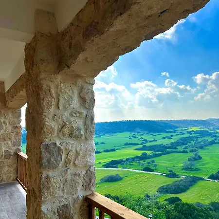 Burhan's Rizokarpaso