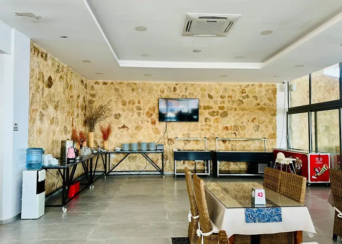 Burhan's Hotel Rizokarpaso