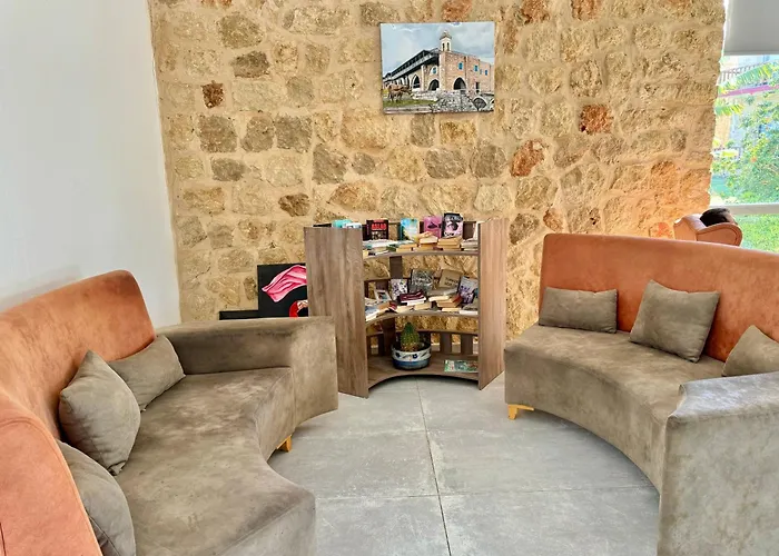 Burhan's 3* Rizokarpaso