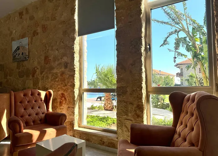 Burhan's 3* Rizokarpaso